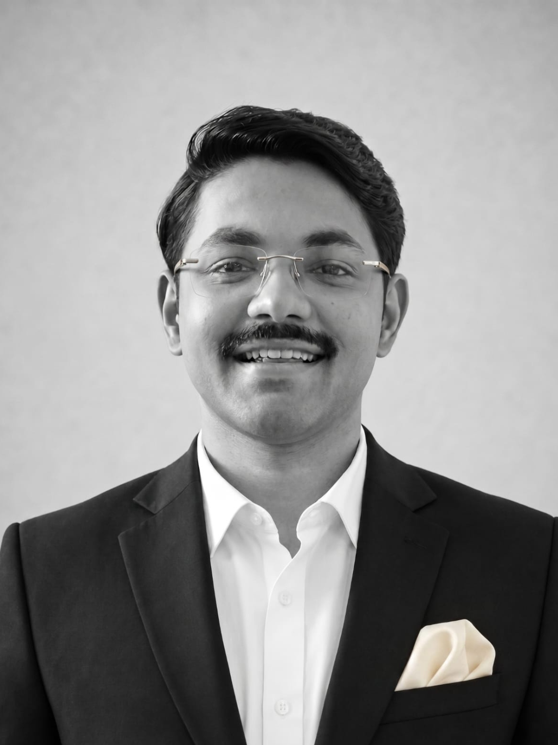Mr. Nive Raj Singh